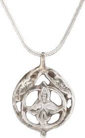 VIKING LUNAR PENDANT NECKLACE, LATE 11TH CENTURY