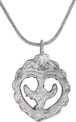 VIKING LUNAR PENDANT NECKLACE, LATE 11TH CENTURY - Fagan Arms