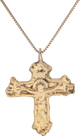 FINE EUROPEAN CHRISTIAN CROSS NECKLACE, 17TH-18TH CENTURY