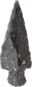 FINE PRE-COLUMBIAN OBSIDIAN ARROWHEAD