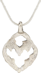 ROMAN WOMAN’S PENDANT NECKLACE, C.100-300 AD - Fagan Arms