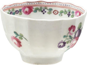 ENGLISH EXPORT TEA BOWL C.1780